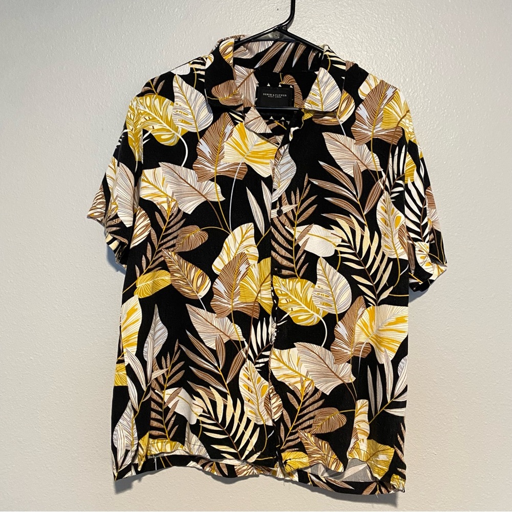 Mens XL shirt